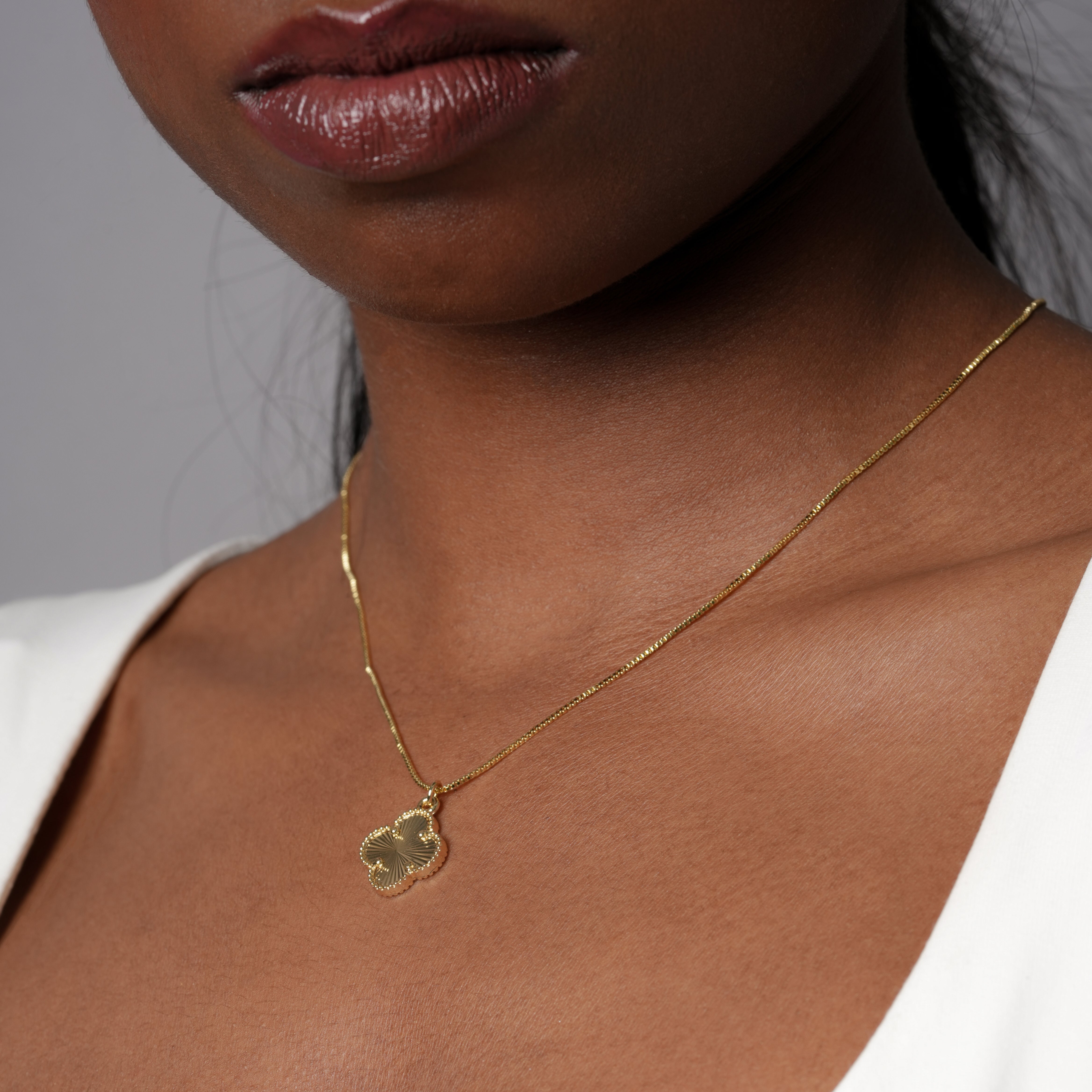 Lumi Clover Necklace