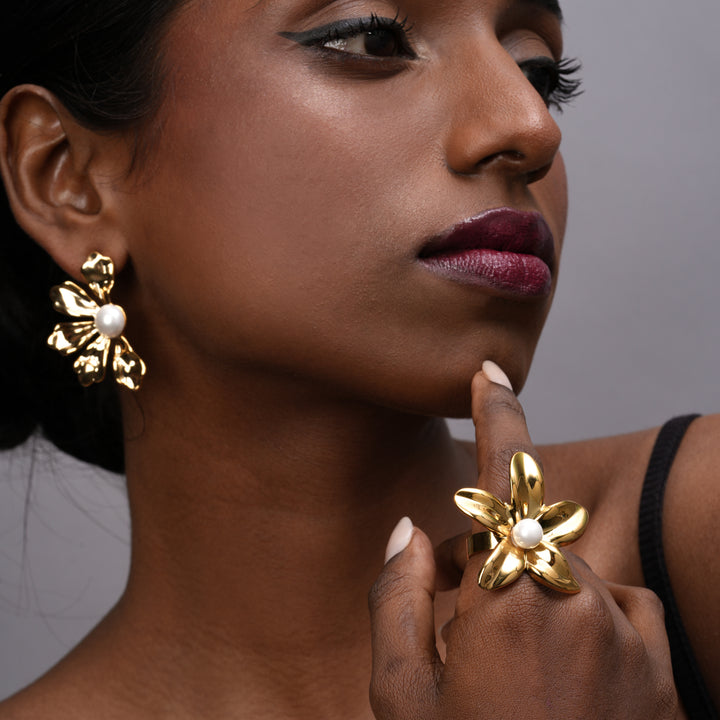Golden Petalburst Earrings