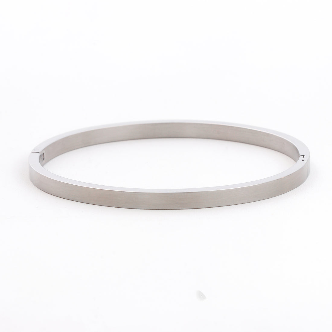 Luxe Classic Bangle Bracelet