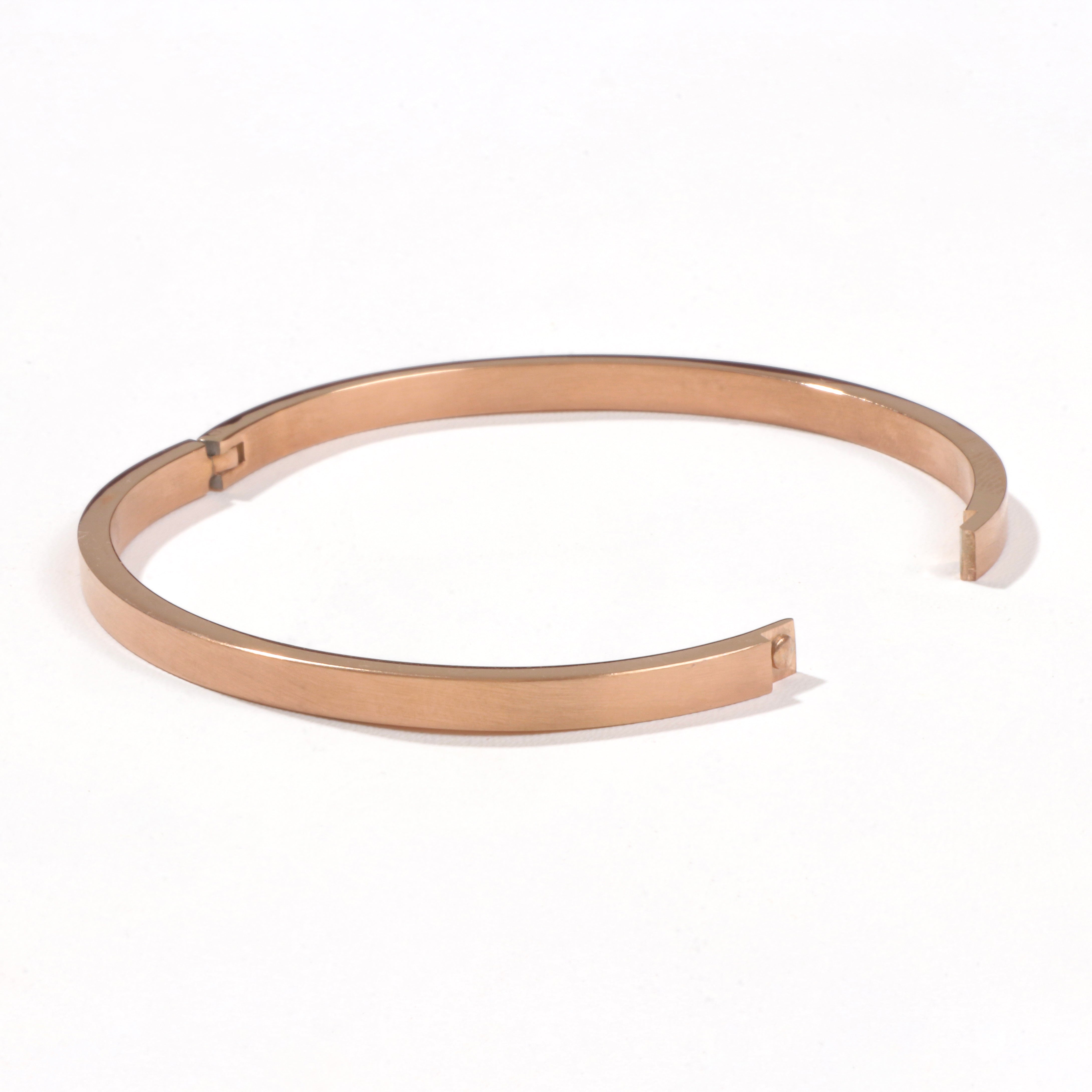 Luxe Classic Bangle Bracelet