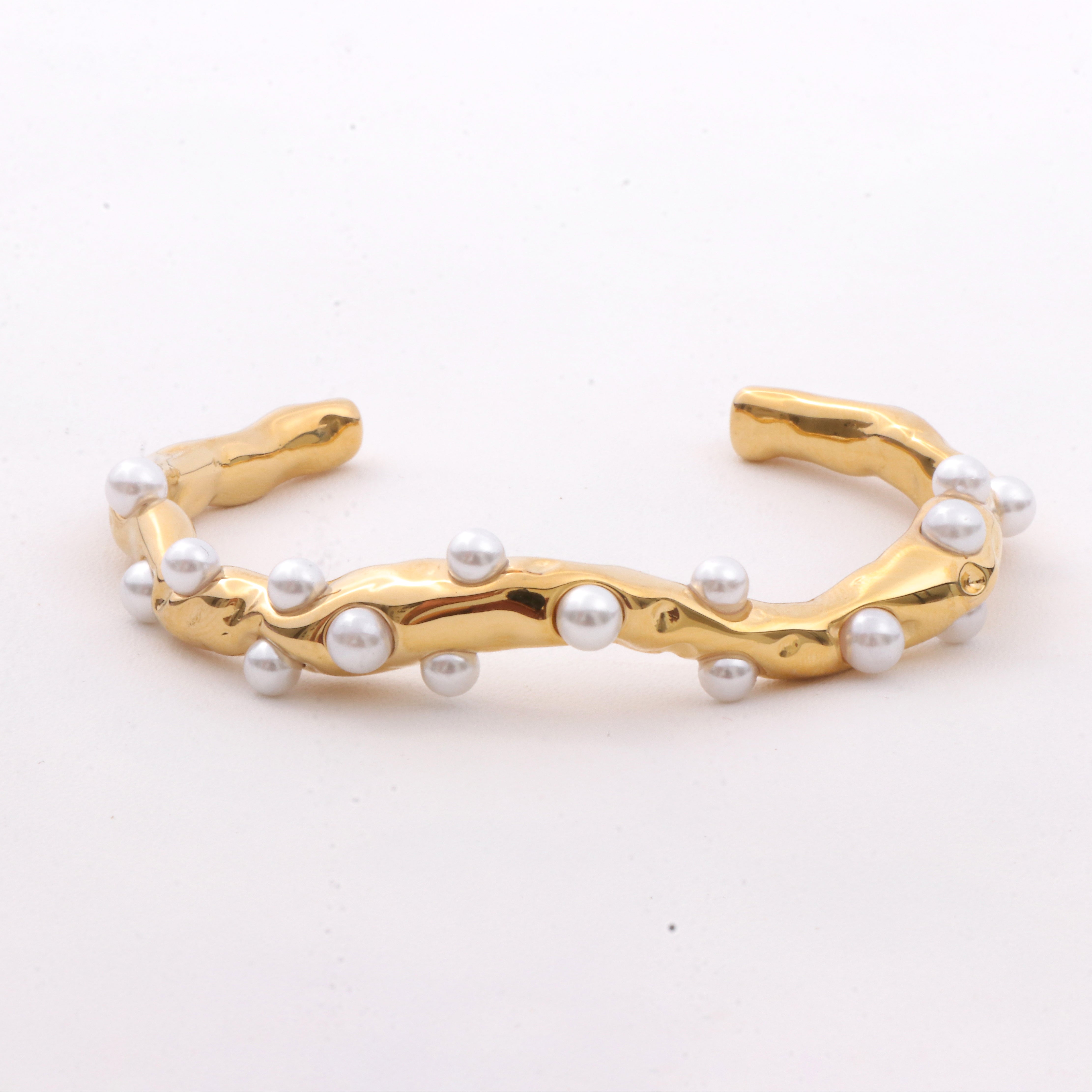 Pearlcrest Tide Bracelet