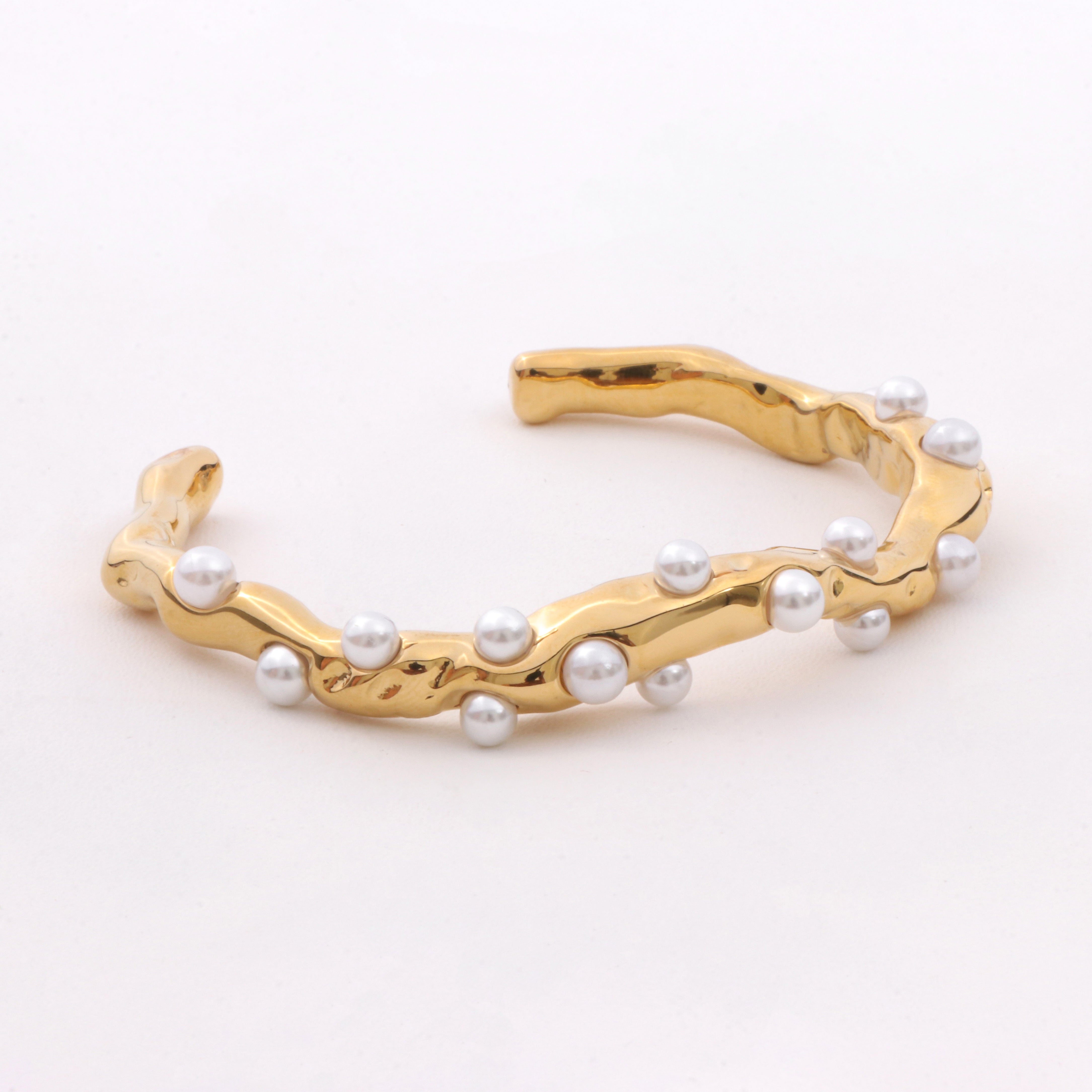 Pearlcrest Tide Bracelet