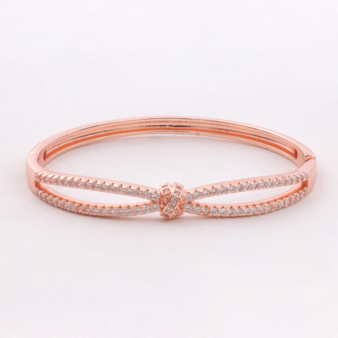 Lien d’Amour Bangle