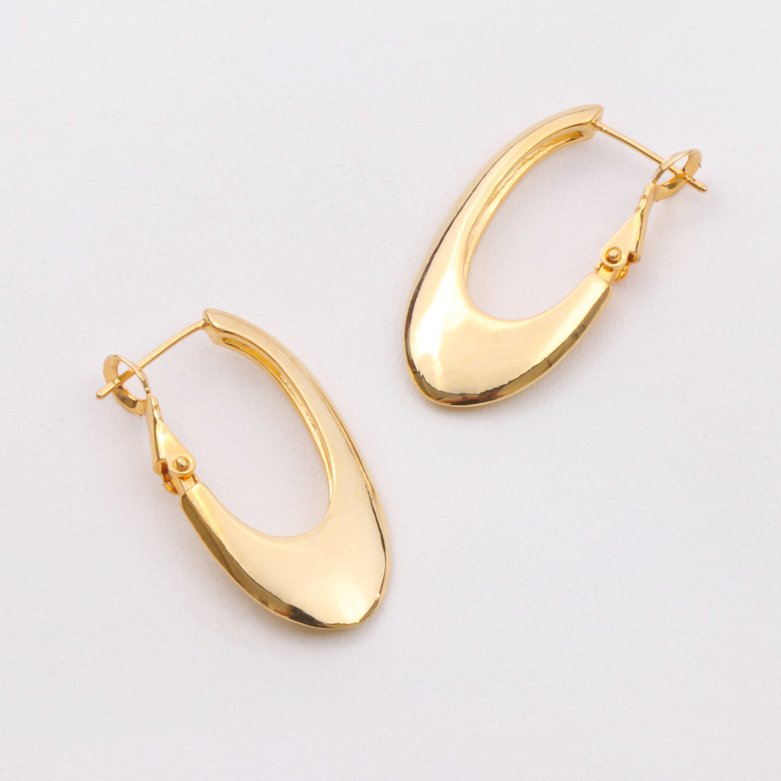 CAELII Sleekdrop Hoops Earrings