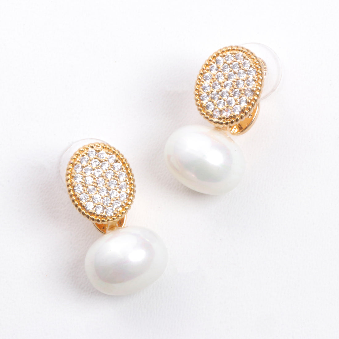 Elara Pearl Drop Earrings