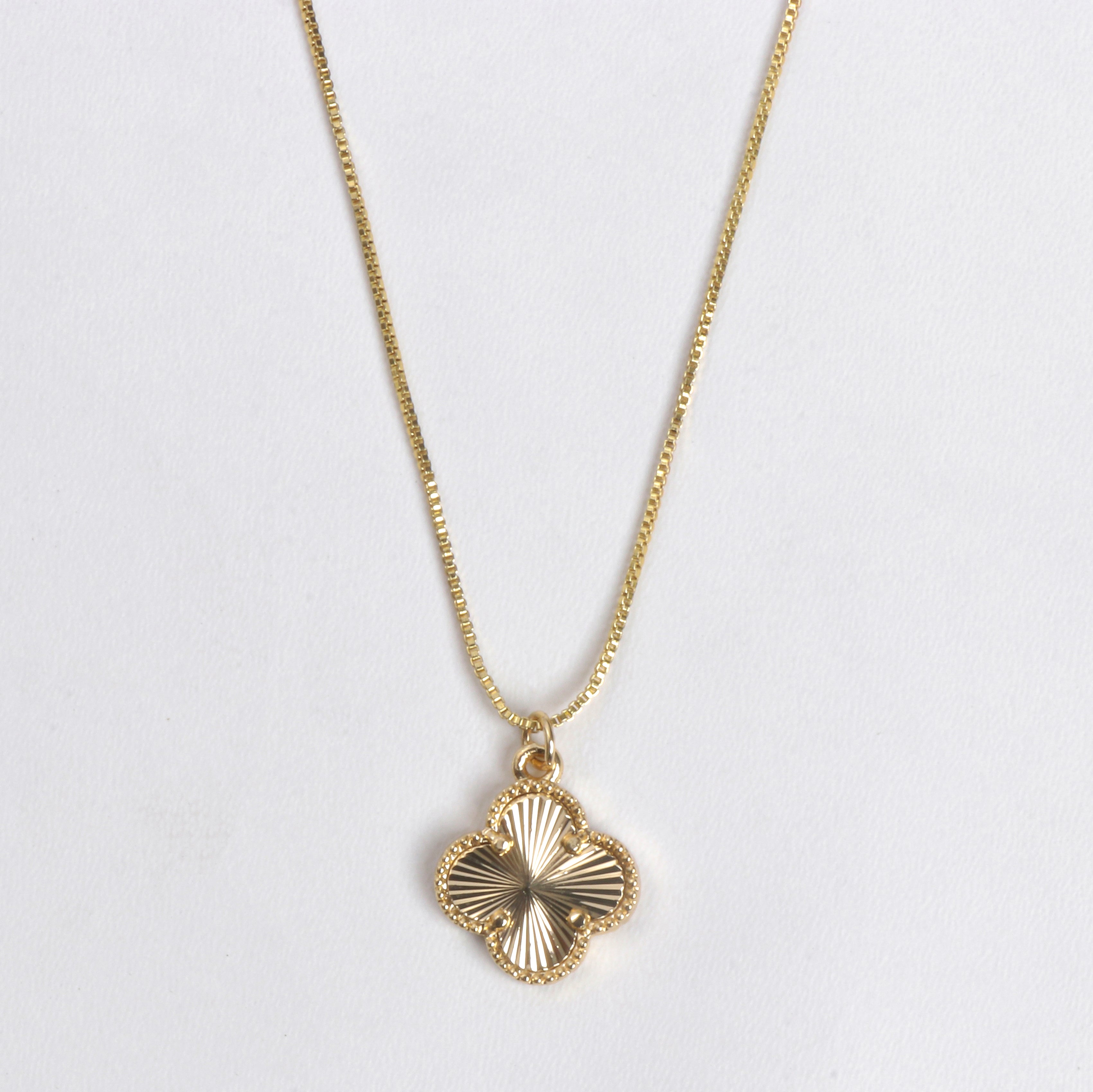 Lumi Clover Necklace