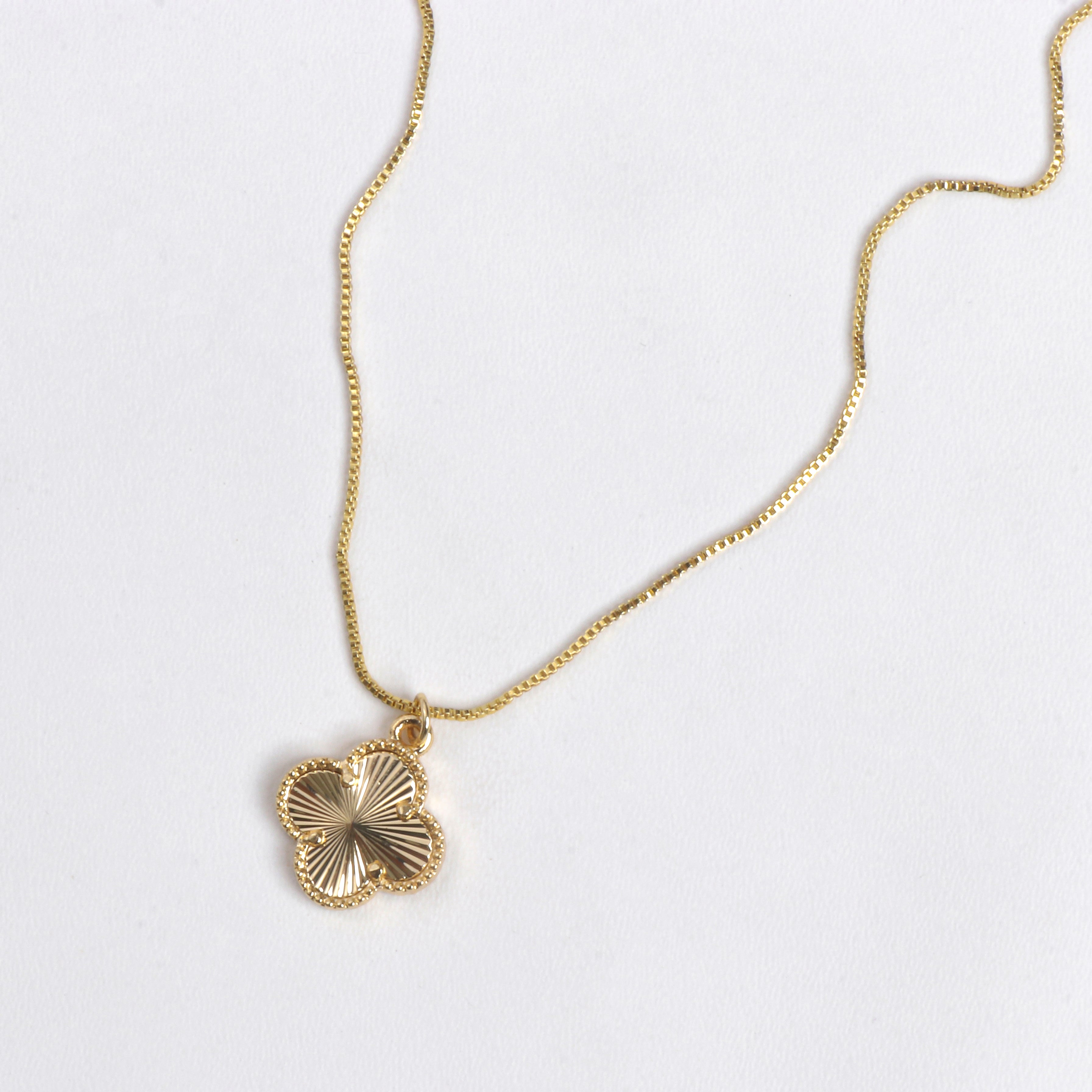 Lumi Clover Necklace