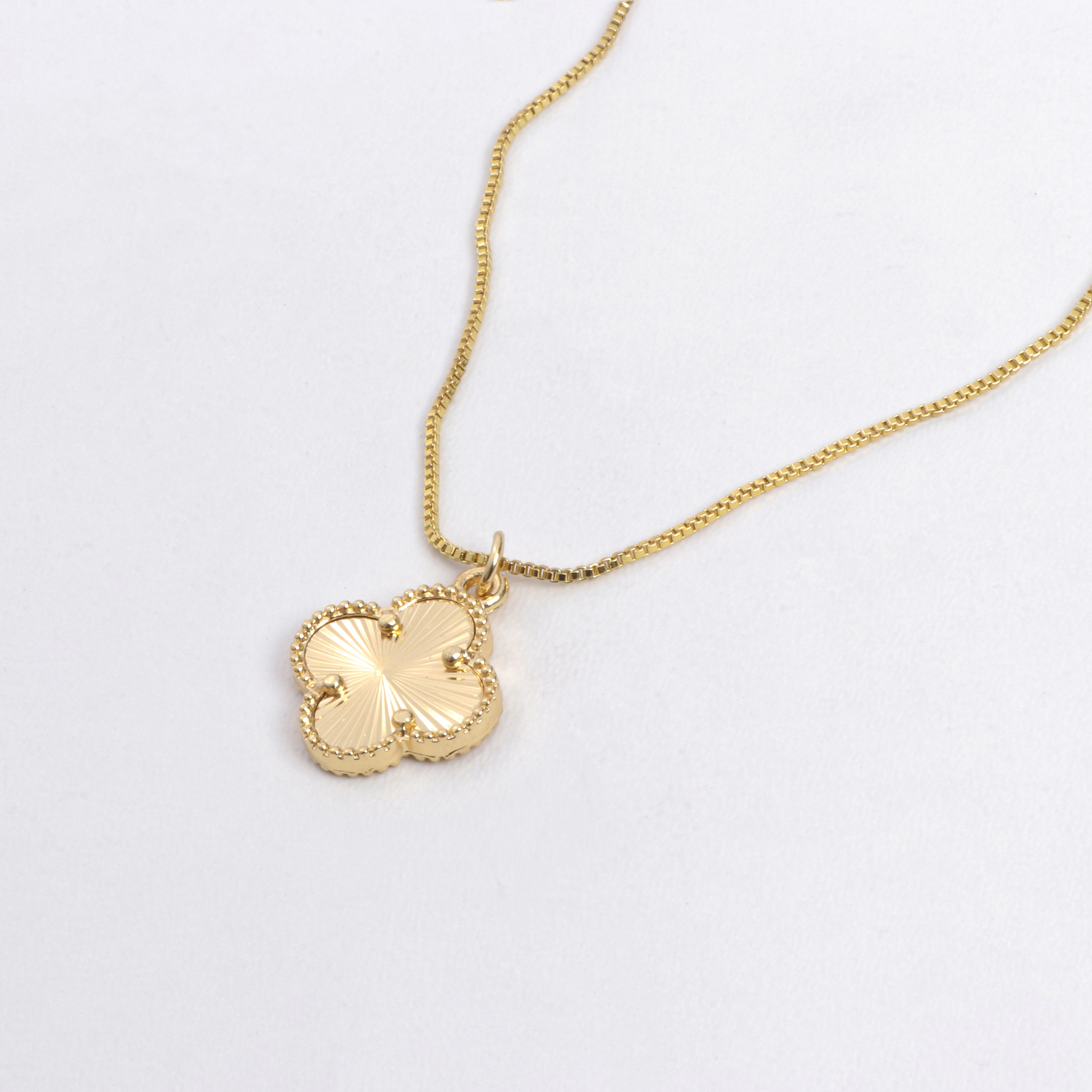 Lumi Clover Necklace