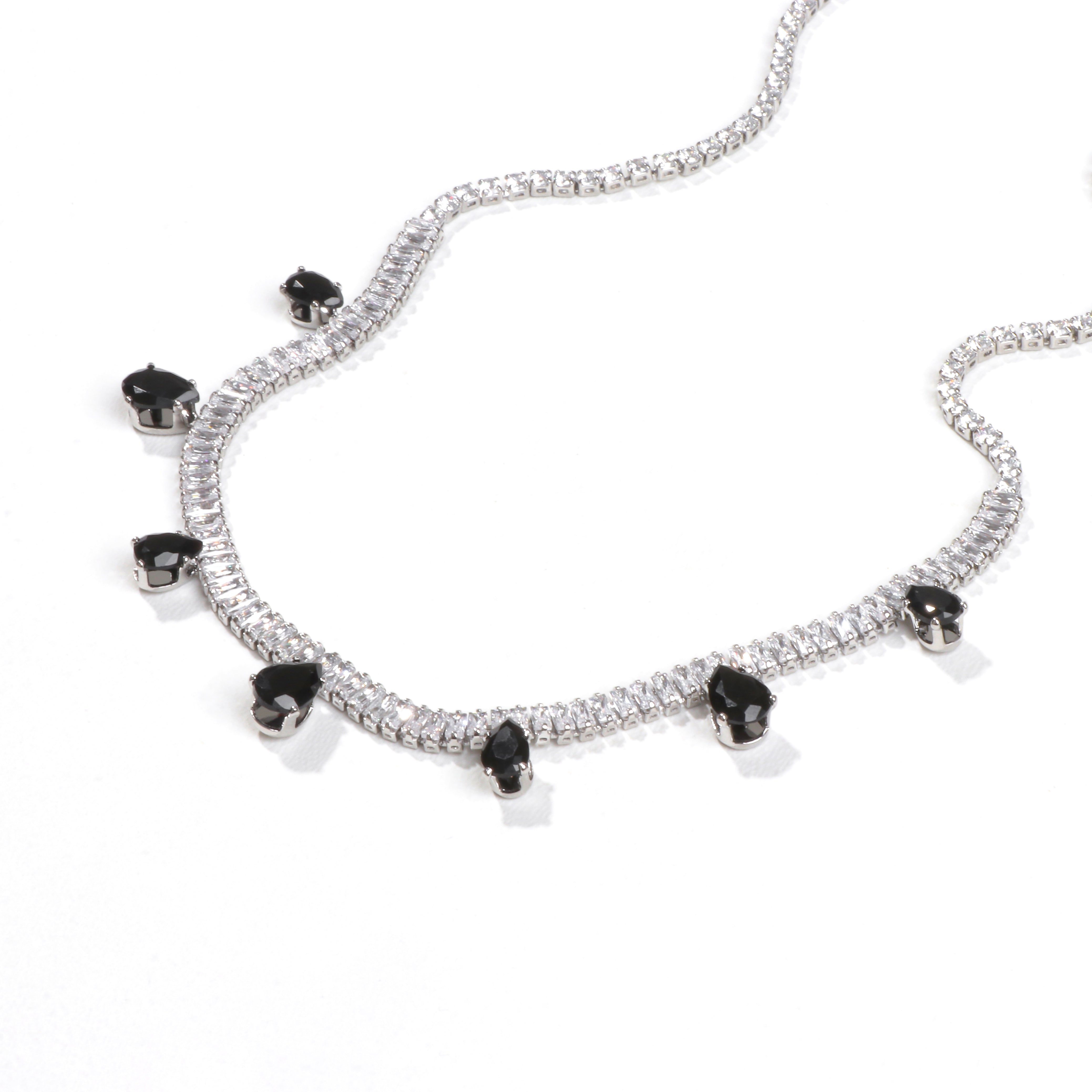 Midnight Teardrops Necklace