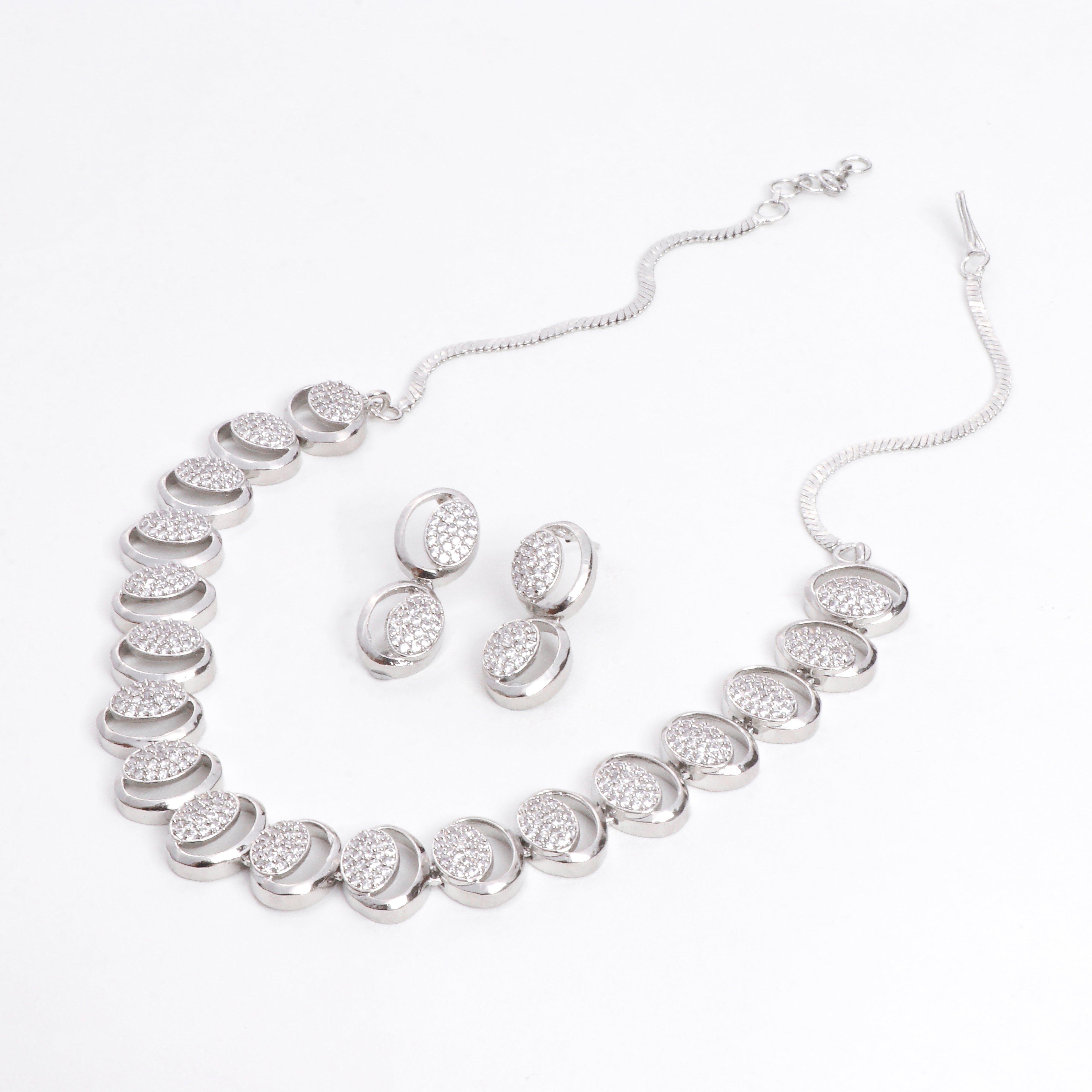 Moonlit Aura Necklace Set