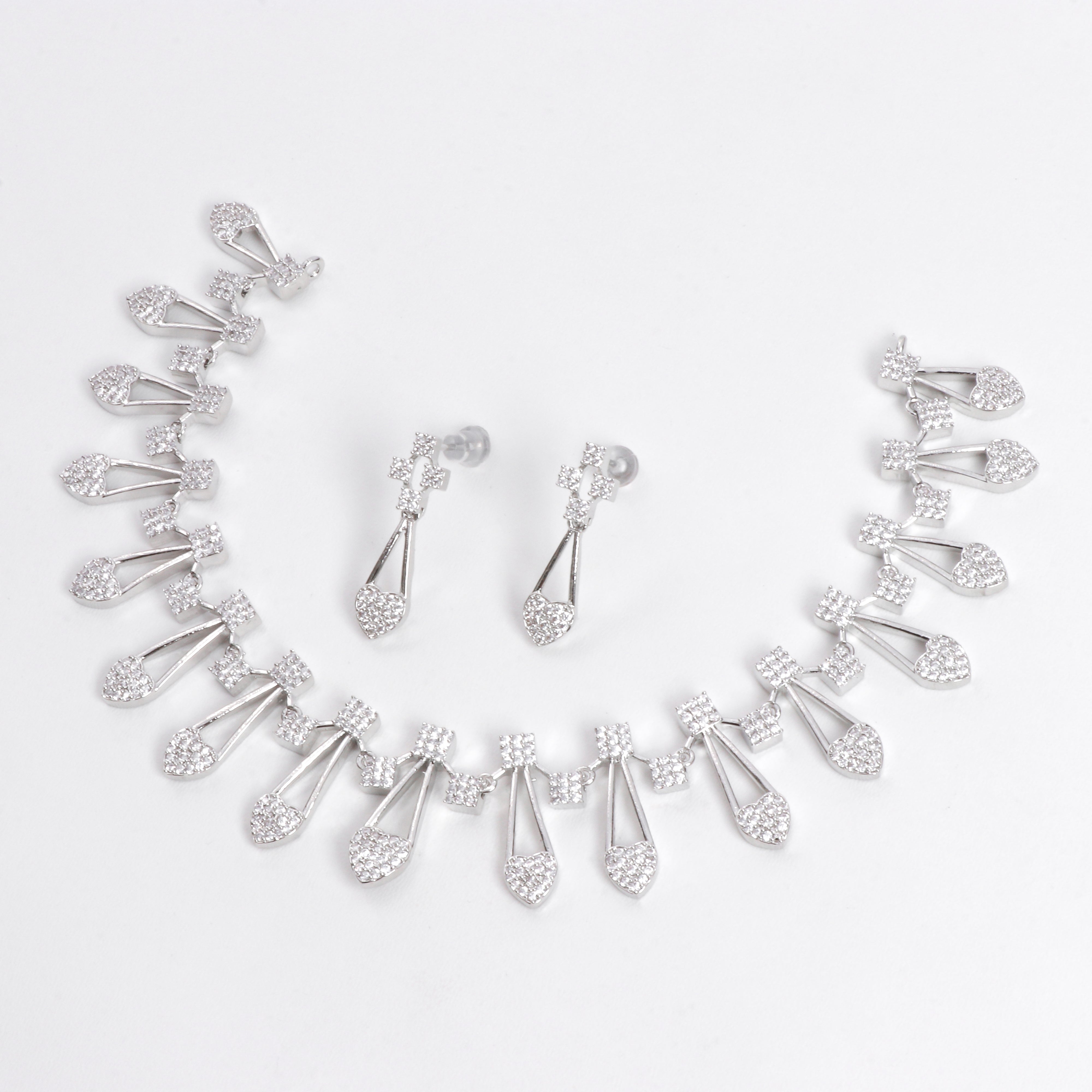 Frosted Dewdrop Necklace Set