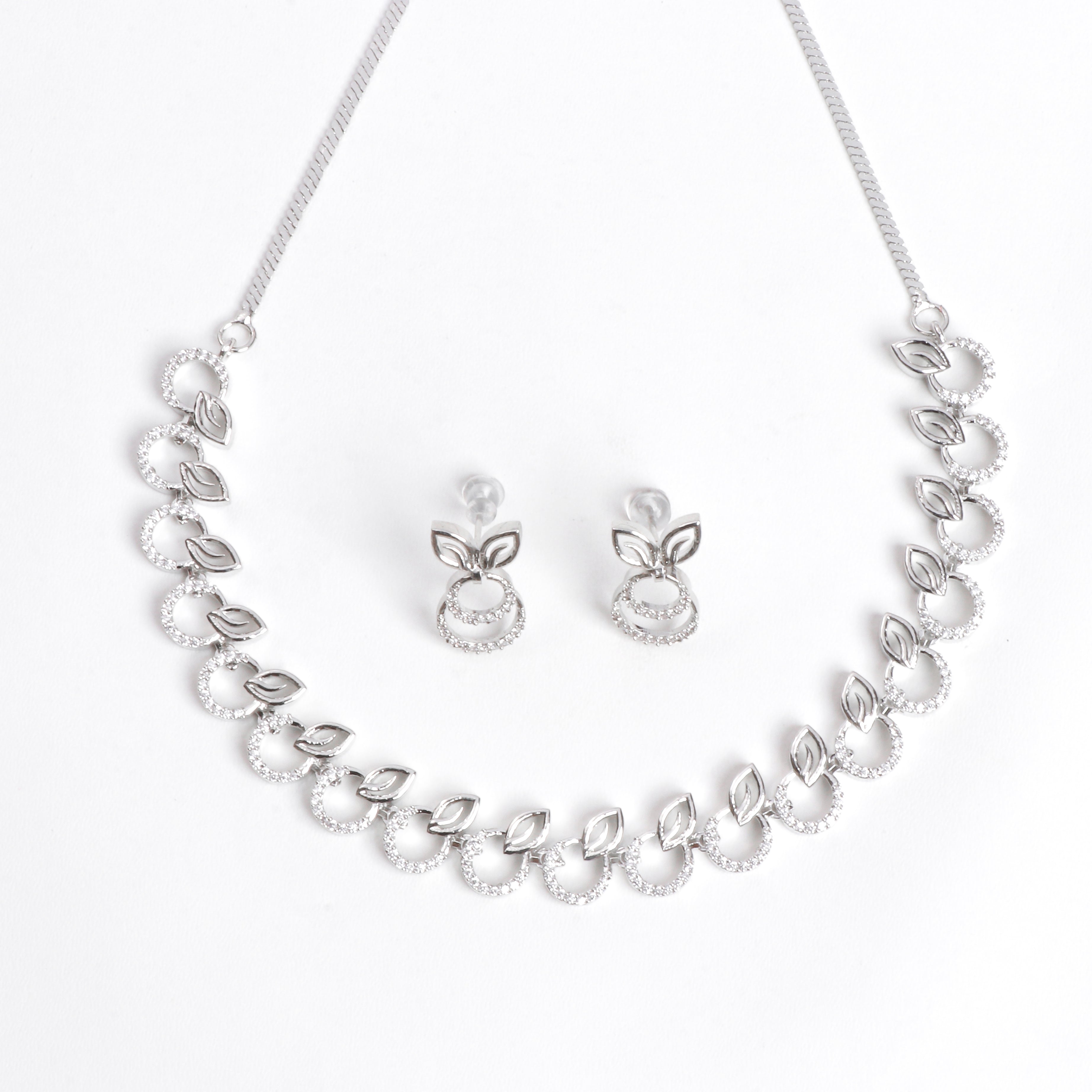 Leaf Whisper Necklace Set