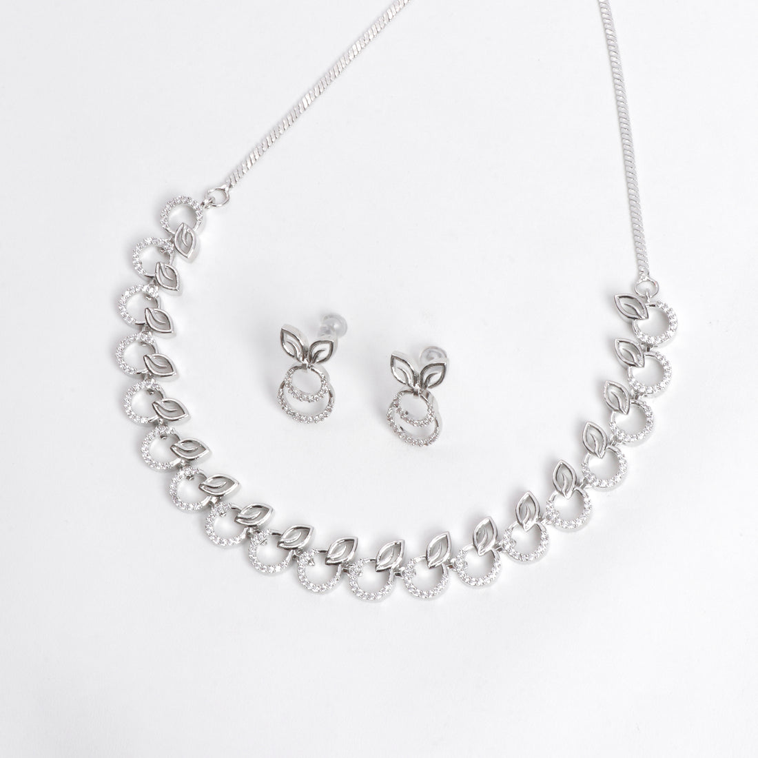 Leaf Whisper Necklace Set