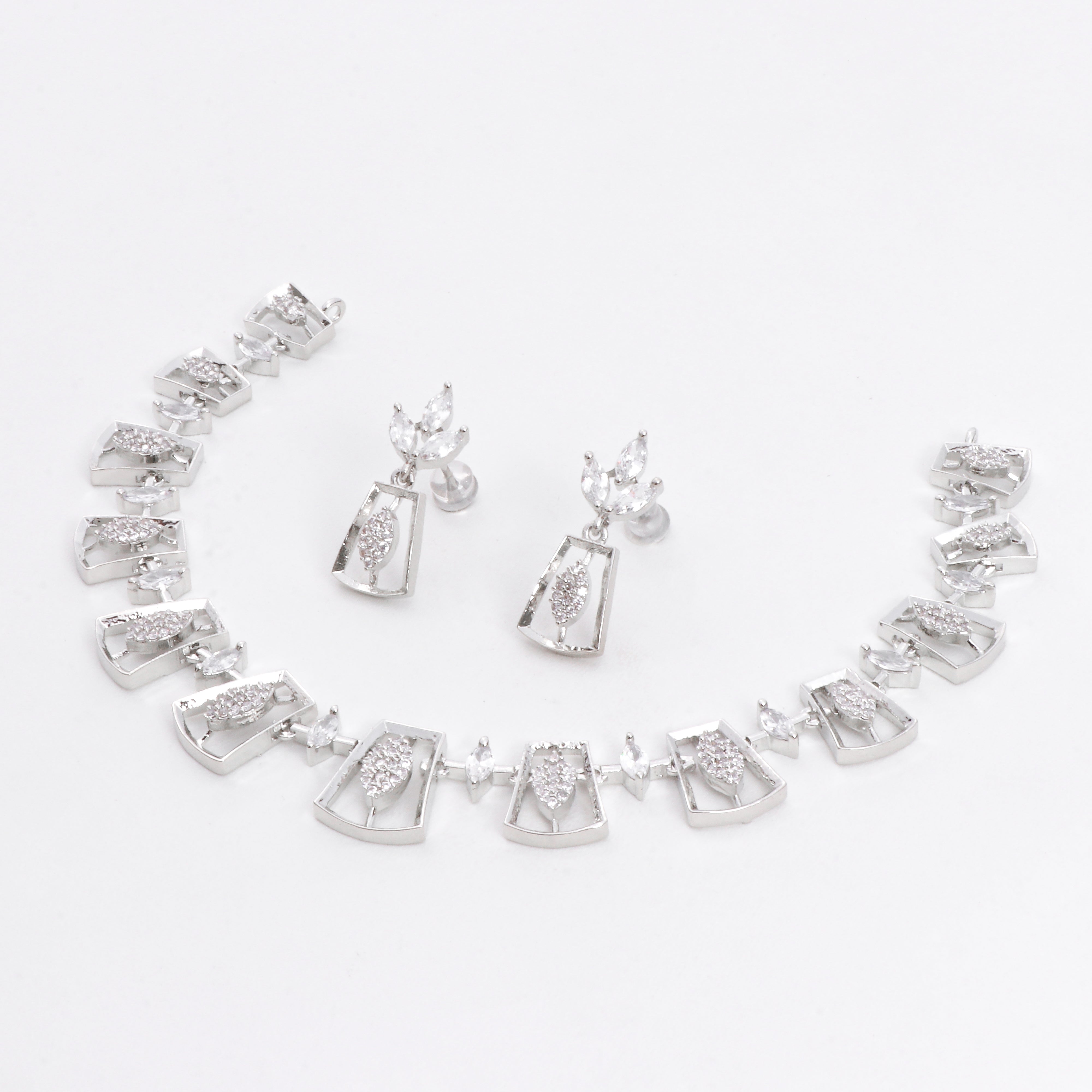 Aria Deco Necklace Set