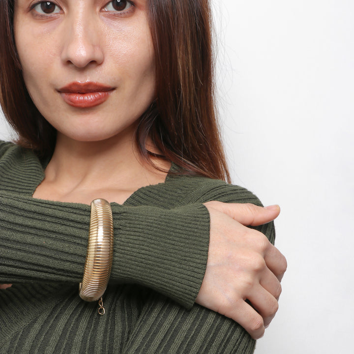 Twist of Gold Hand Cuff