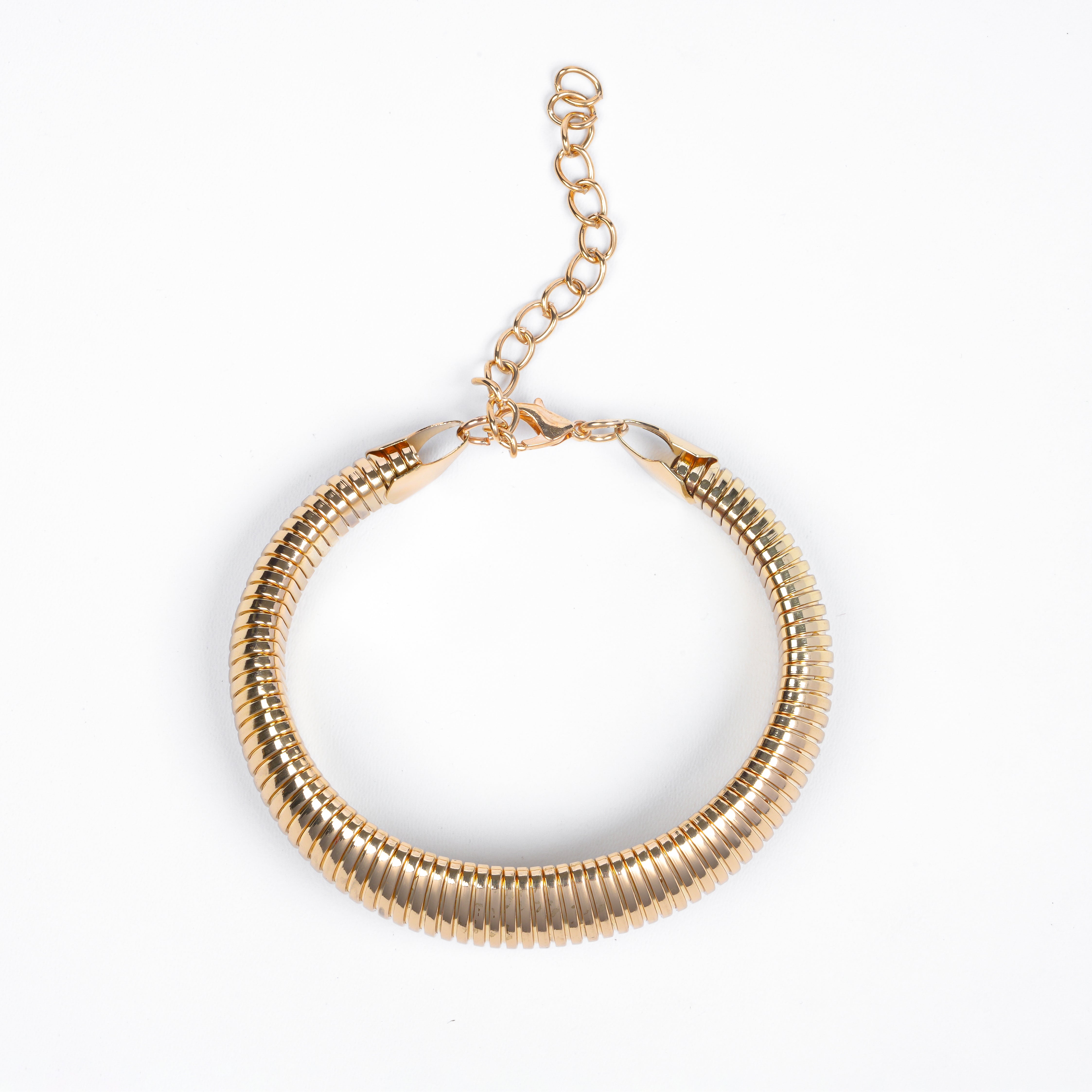 Twist of Gold Hand Cuff