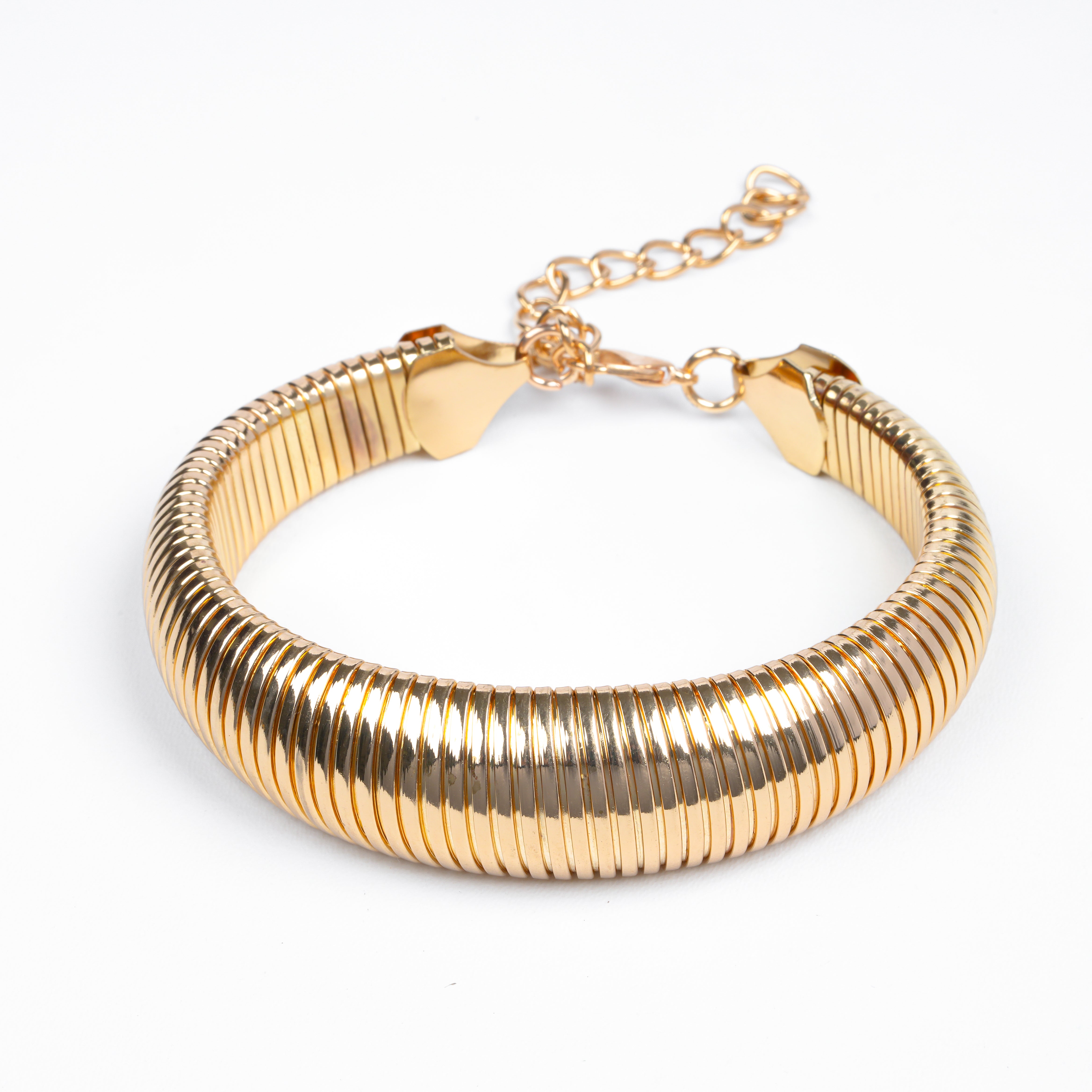 Twist of Gold Hand Cuff