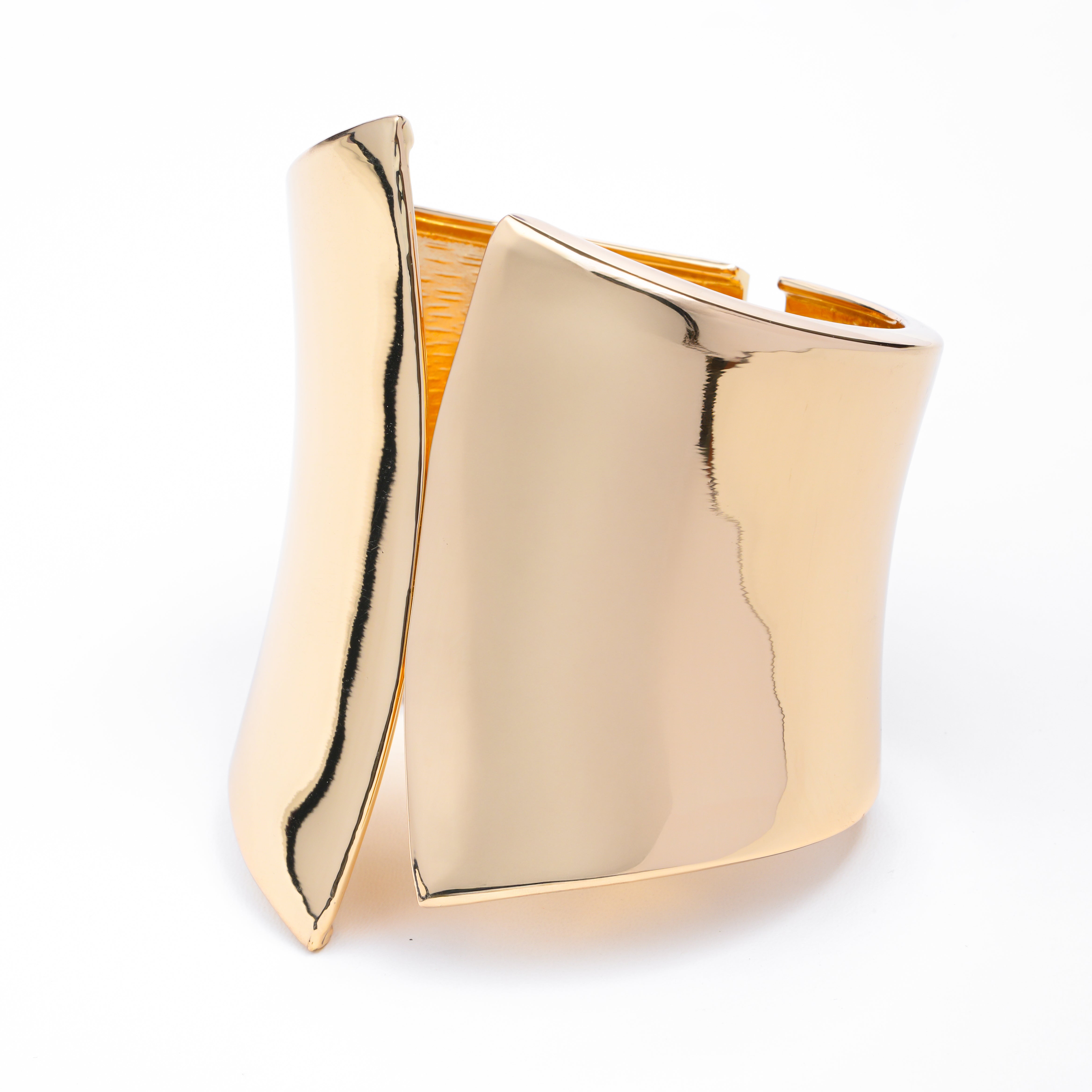 Dynasty Shimmer Gold Hand Cuff