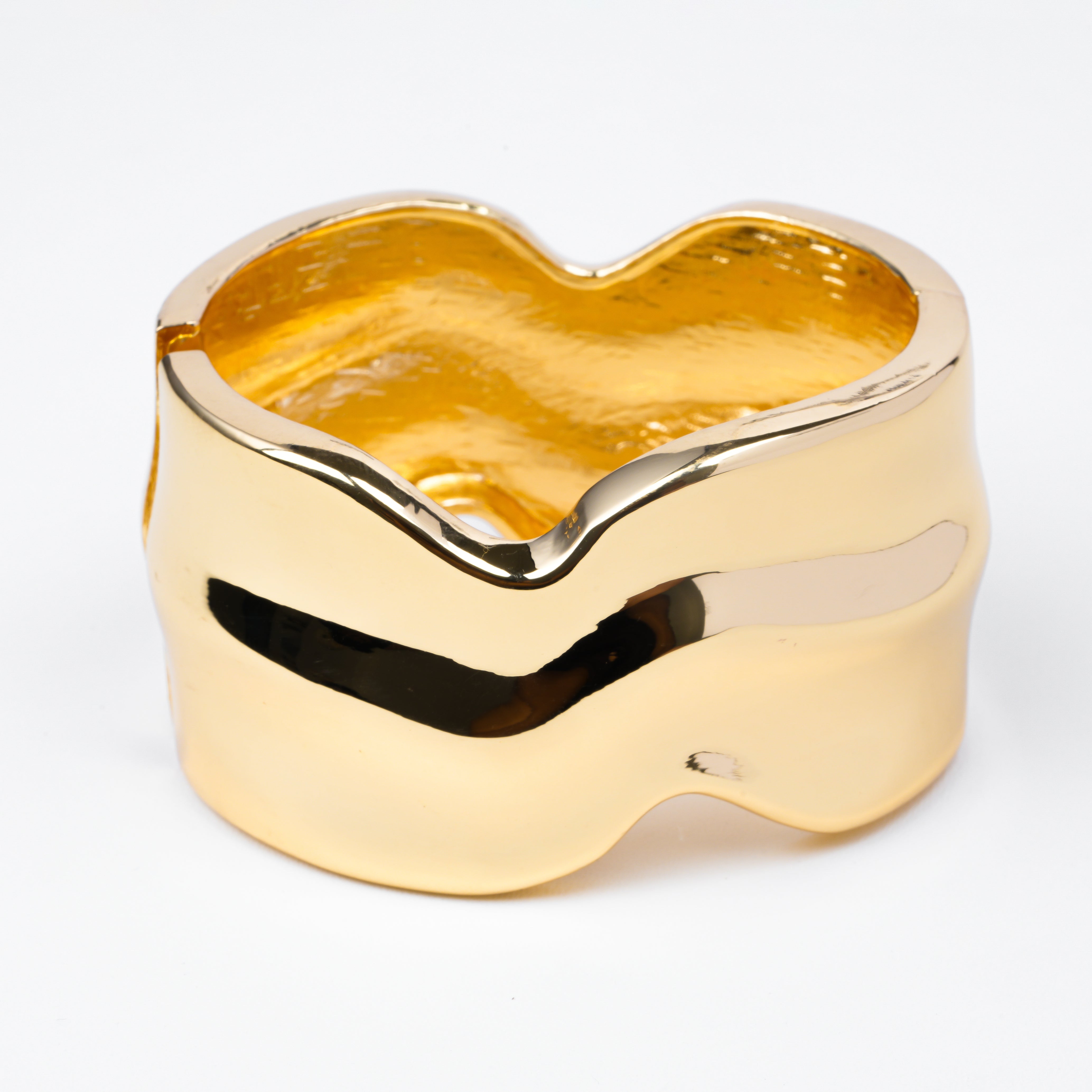 Elysian Wave Hand Cuff